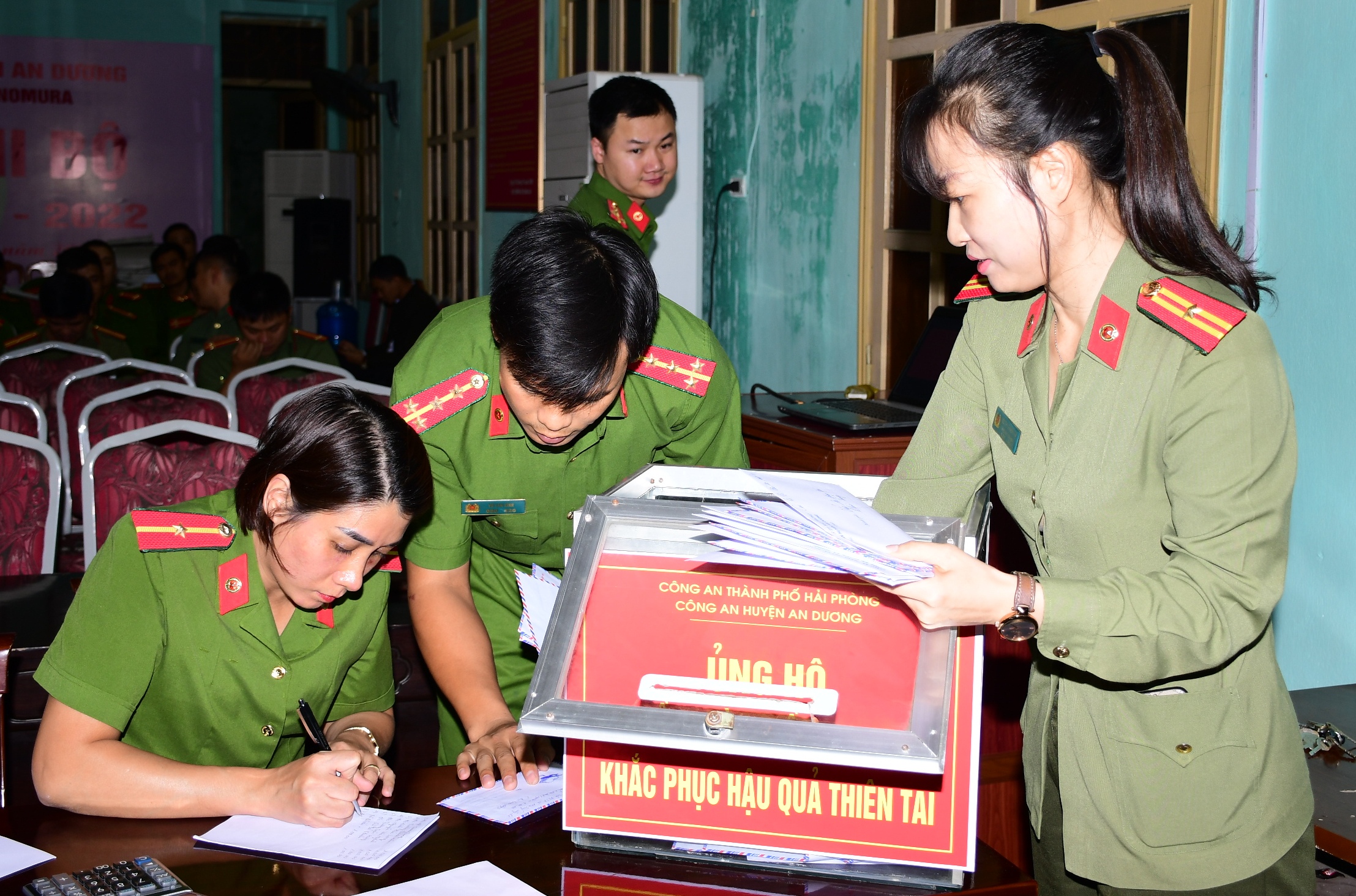 Công an huyện An Dương:  Quyên góp gần 90 triệu đồng ủng hộ huyện Gio Linh, Quảng Trị khắc phục mưa bão 